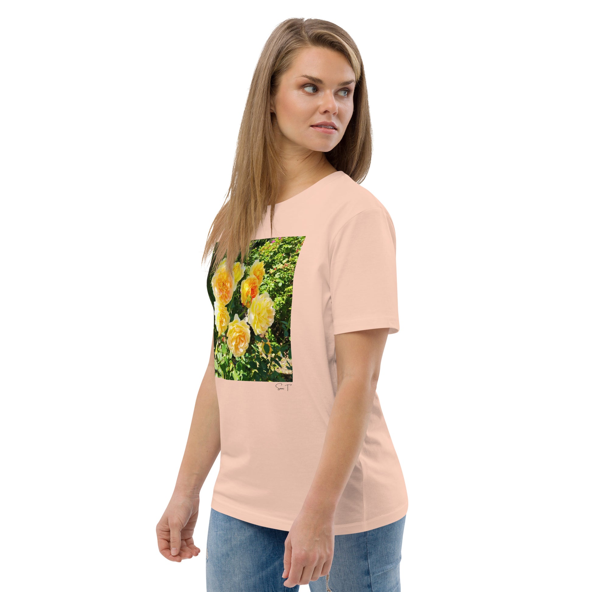 Gul Rose Unisex T-shirt